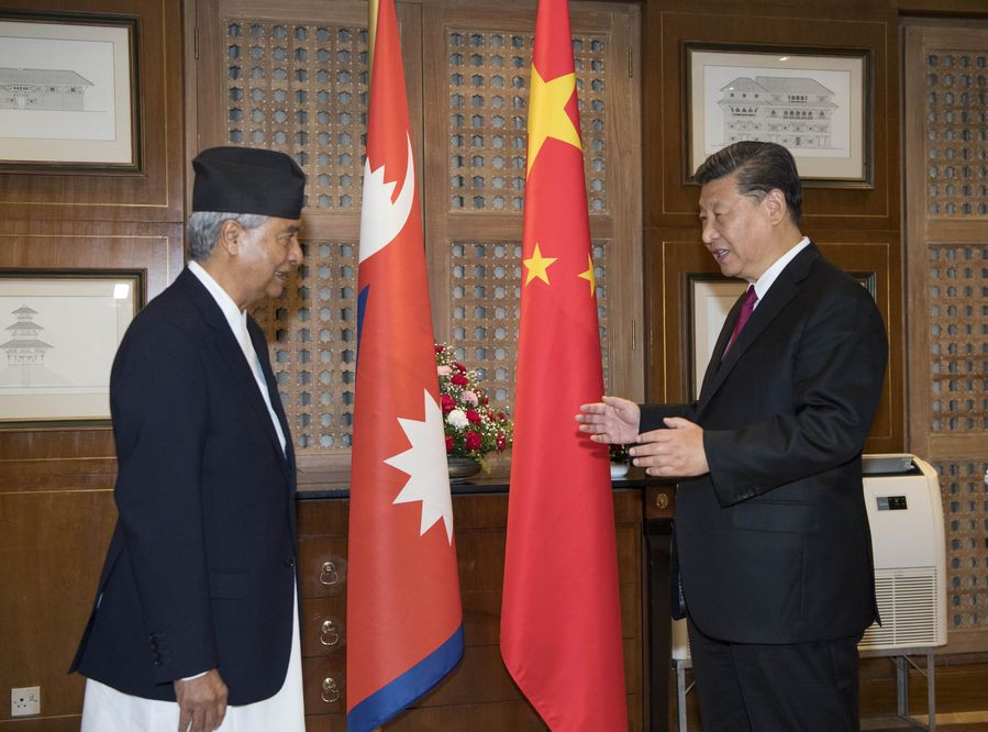 NC President Sher Bahadur Deuba (L) with Chinese President Xi Jinping. Photo: Xinhua