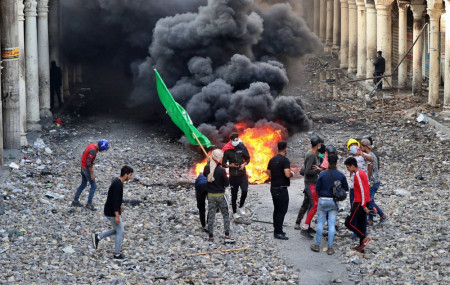 40 Iraqi protesters killed in 24 hours as violence spirals