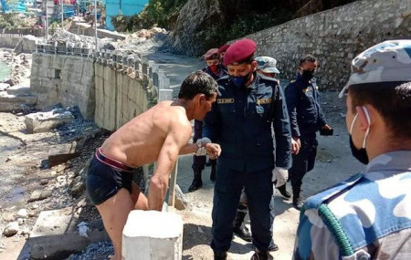 Three arrested after swimming across Mahakali to Nepal