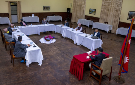 Bringing ordinances not a big deal: Oli tells CPN secretariat