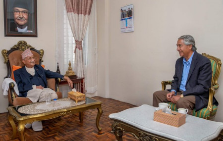 Oli meets Deuba and Dahal after meeting former