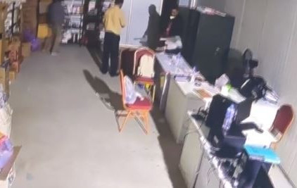 Probe committee formed 15 days after staffers steal materials from coronavirus hospital in Bharatpur