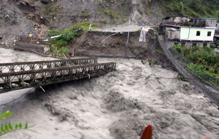 *15 killed, dozens injured and missing due to floods and landslides