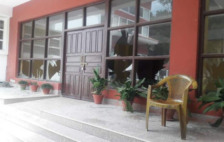 NSU vandalizes offices of VC, registrar and rector of TU