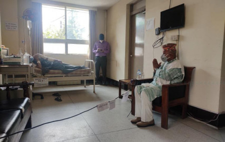 Ex-president Yadav meets Dr KC, urges government to address his demands