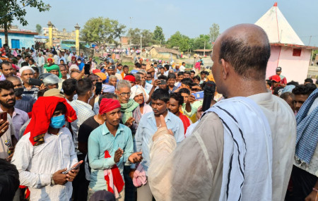 22 security persons including 2 DSPs injured in clash over death of a dalit in Sarlahi