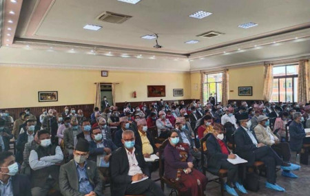 Oli forms standing committee excluding leaders from Khanal-Nepal faction