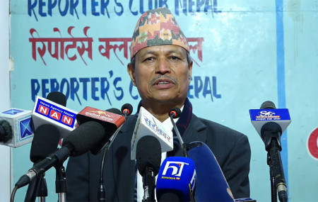 Rawal challenges Oli for UML chair