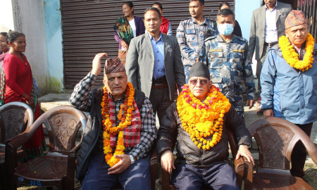 Dahal (R) with Pandey