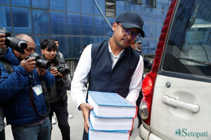 />
                                                                    </figure>
                                <span class=