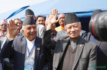 Presidential candidates Ram Chandra Paudel (left) and Subash Chandra Nembang. (Photo: Nabin Babu Gurung)