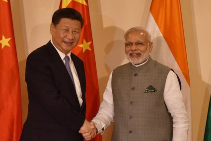 File Photo of Xi (l) and Modi