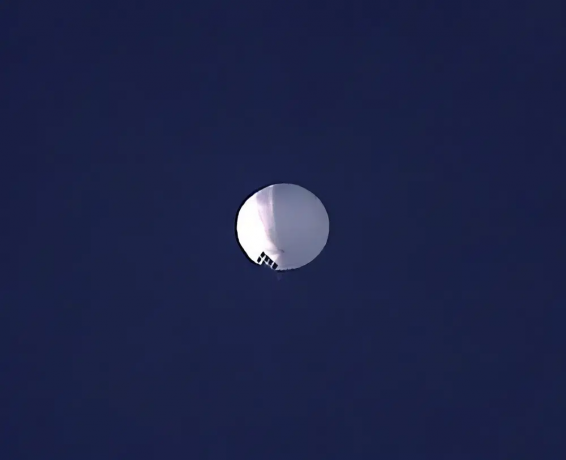 A high altitude balloon floats over Billings, Montana, on Wednesday, Feb. 1, 2023. AP/RSS Photo