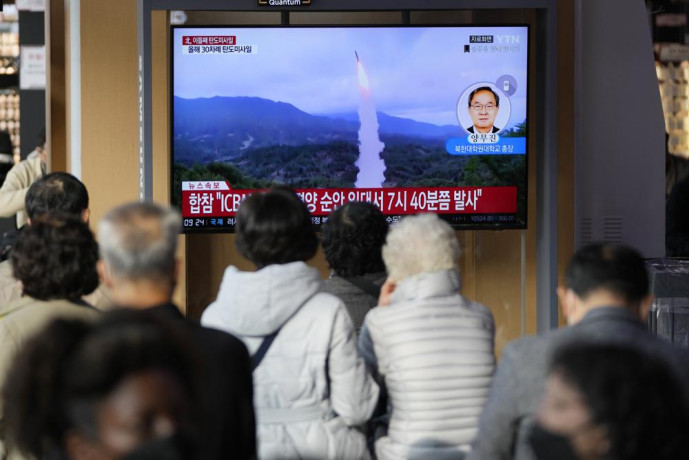 A TV screen showing a news program reporting about North Korea's missile launch with file footage is seen at the Seoul Railway Station in Seoul, South Korea, Thursday, Nov. 3, 2022.  AP/RSS Photo
