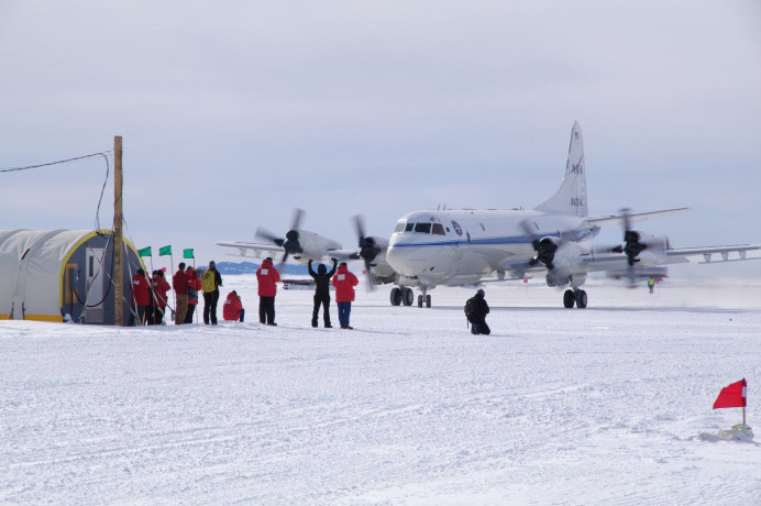 Many supplies for Antarctic research stations need to be brought in by plane. The costs of keeping the stations running and their crews fed and housed are as extreme as the environment itself. Flickr: NASA/Justin Miller/Indiana University
