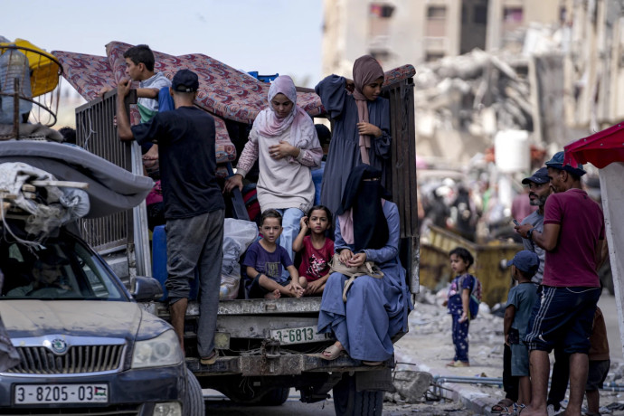 Palestinians displaced by the Israeli air and ground offensive on the Gaza Strip flee from Hamad City, following an evacuation order by the Israeli army to leave parts of the southern area of Khan Younis, Sunday, Aug. 11, 2024. AP/RSS Photo