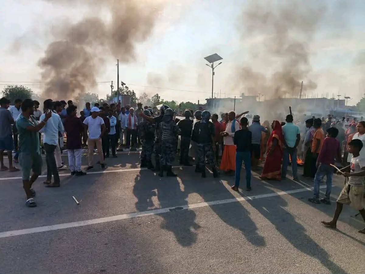 Dhanusha-Squatters-Protest-01-1778236769.jpg