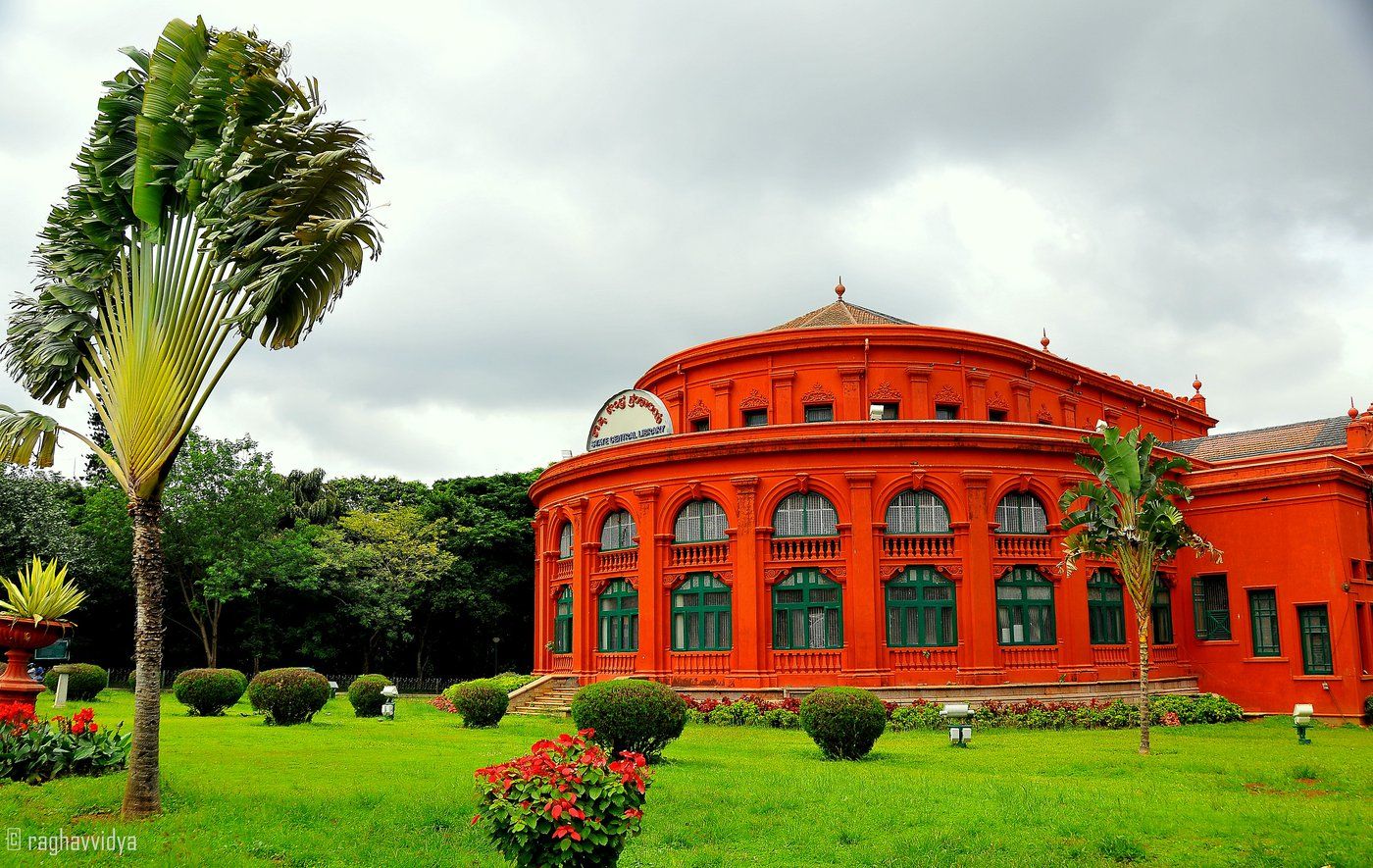 India's One Nation, One Subscription plan would give public libraries like this access to the worlds top scholarly journals.  (raghavvidya, Flickr)