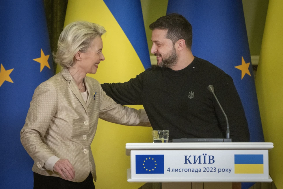 Ukrainian President Volodymyr Zelenskyy, right, and European Commission President Ursula von der Leyen attend a press conference in Kyiv, Ukraine, Saturday, Nov. 4, 2023. AP/RSS Photo