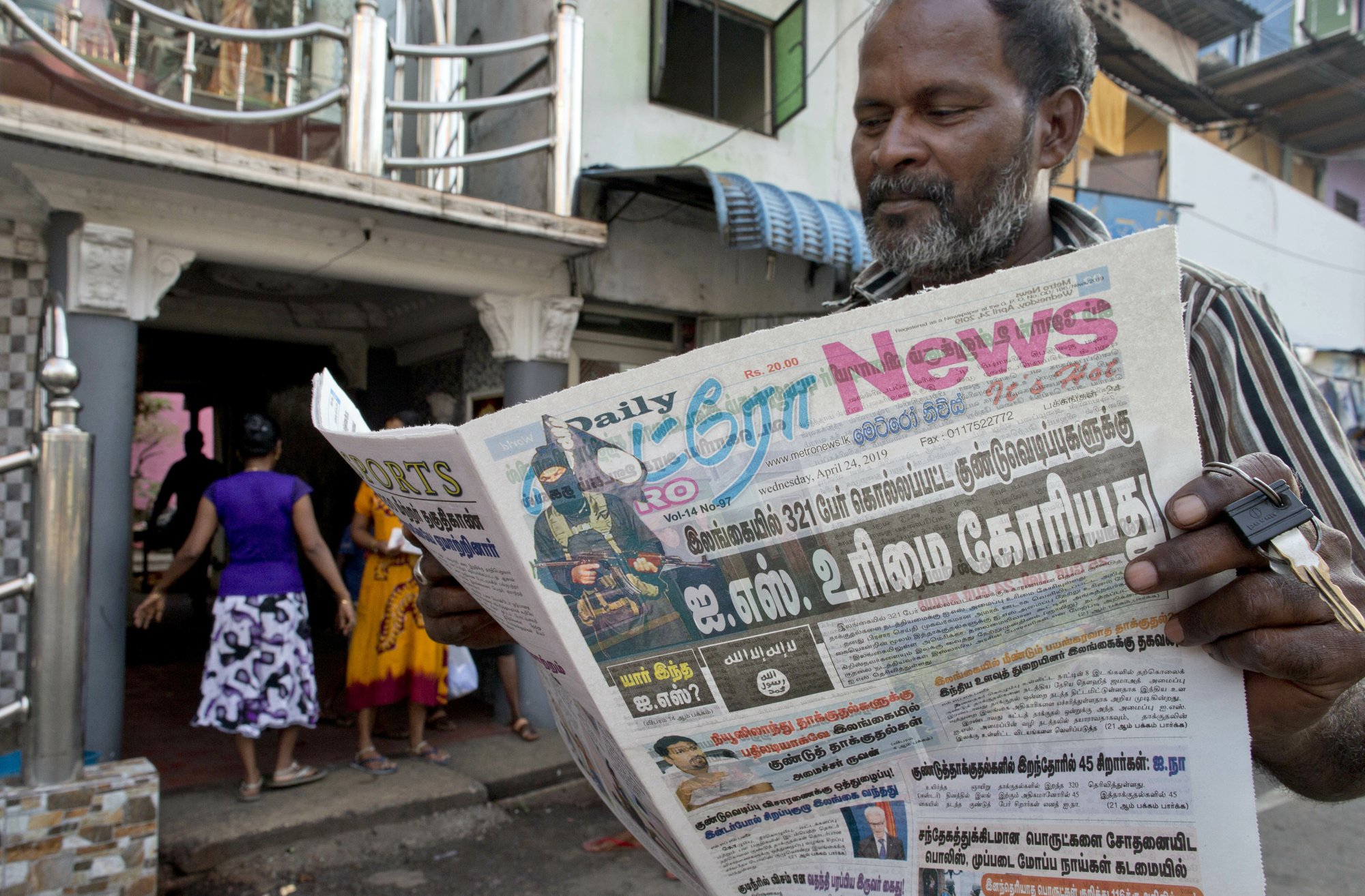 Death toll rises to 359 in Sri Lanka bombings, more arrested
