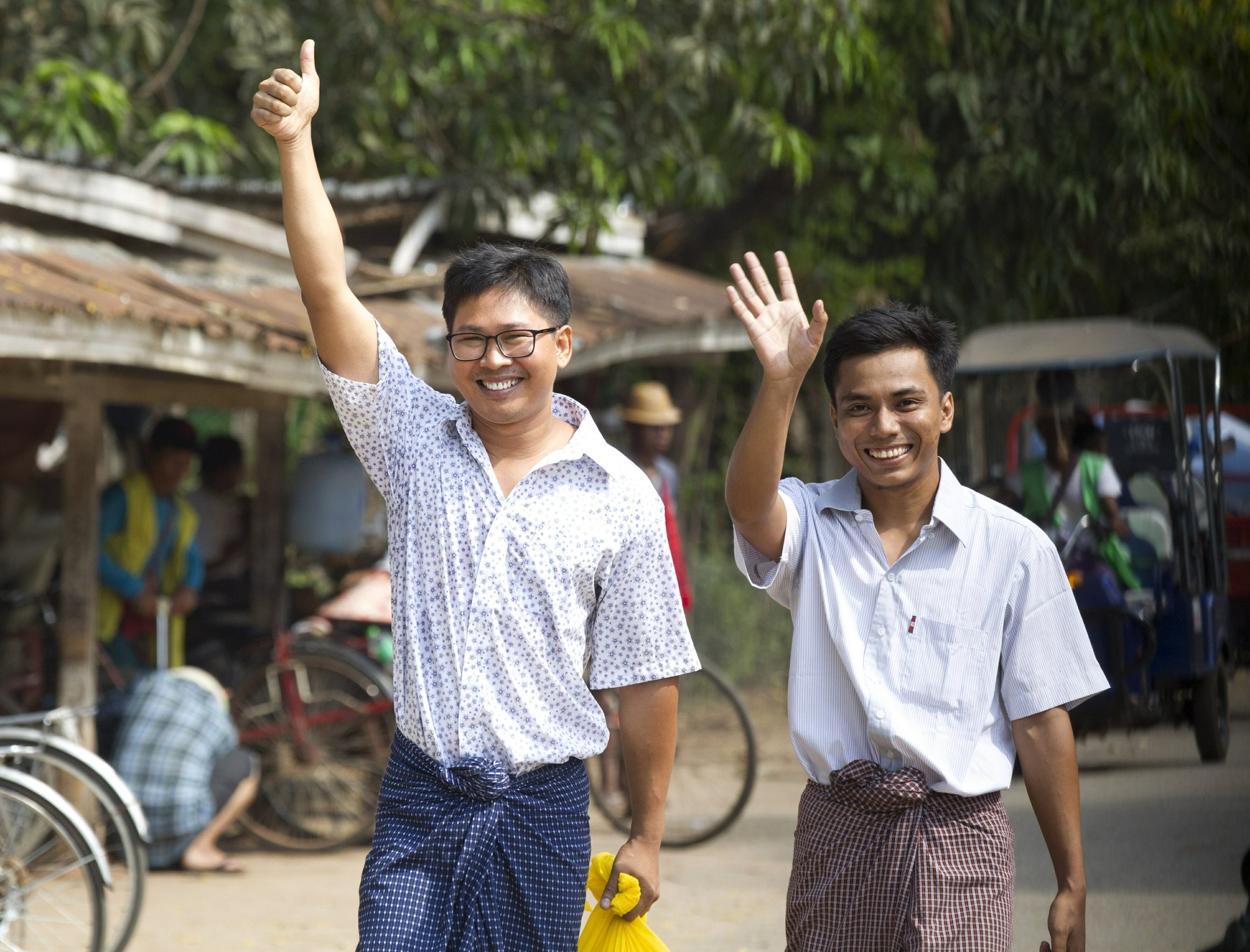 Myanmar frees Reuters journos jailed for reporting on persecution of Rohingyas