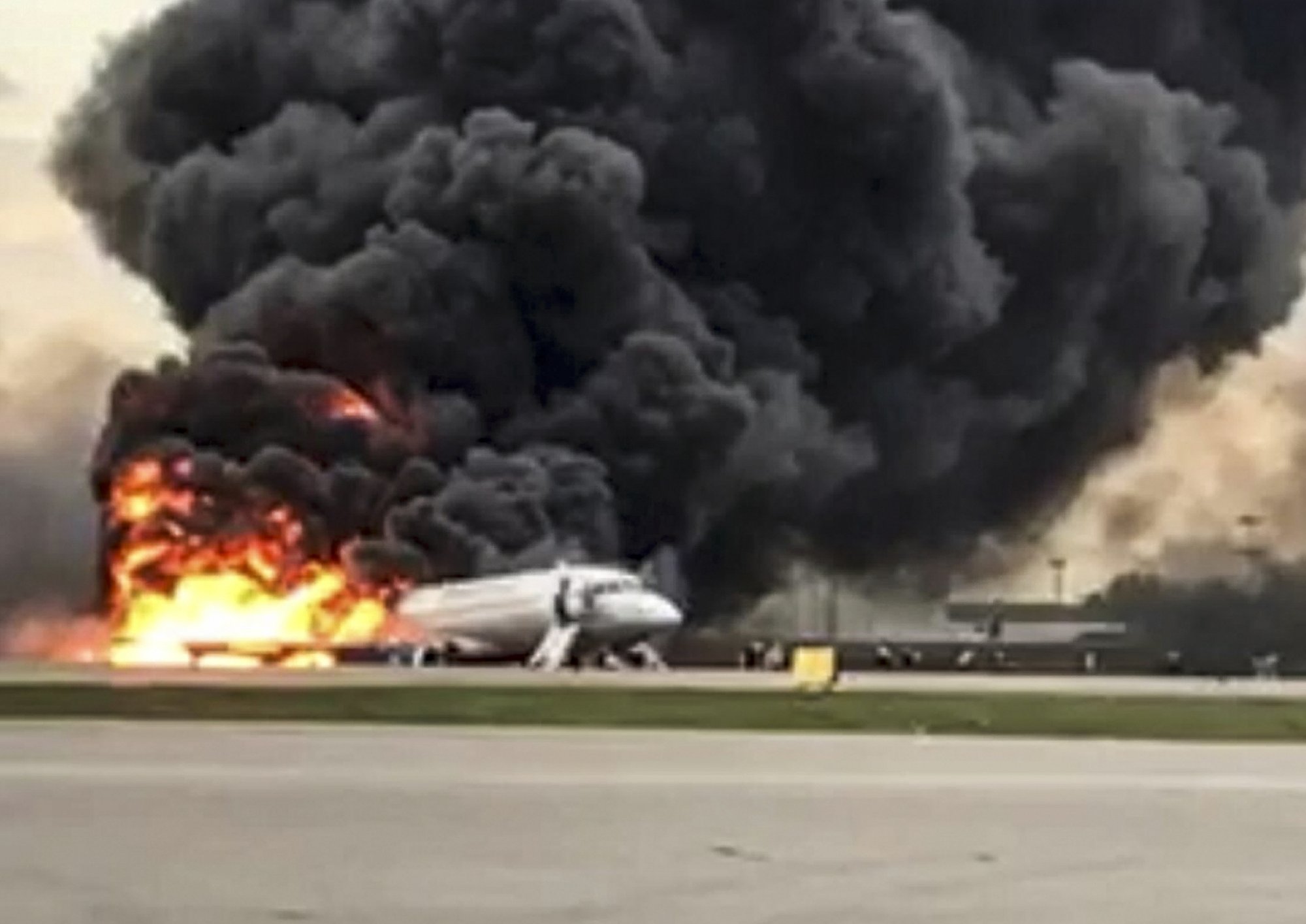 Plane was heavy with extra fuel before deadly crash landing
